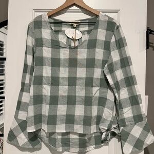Listicle Green and White Checkered Tie-Hem Tunic